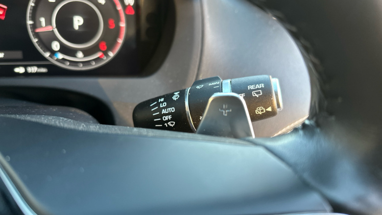 Jaguar F-Pace 2.0d [180] Chequered Flag 5dr Auto AWD Diesel Estate